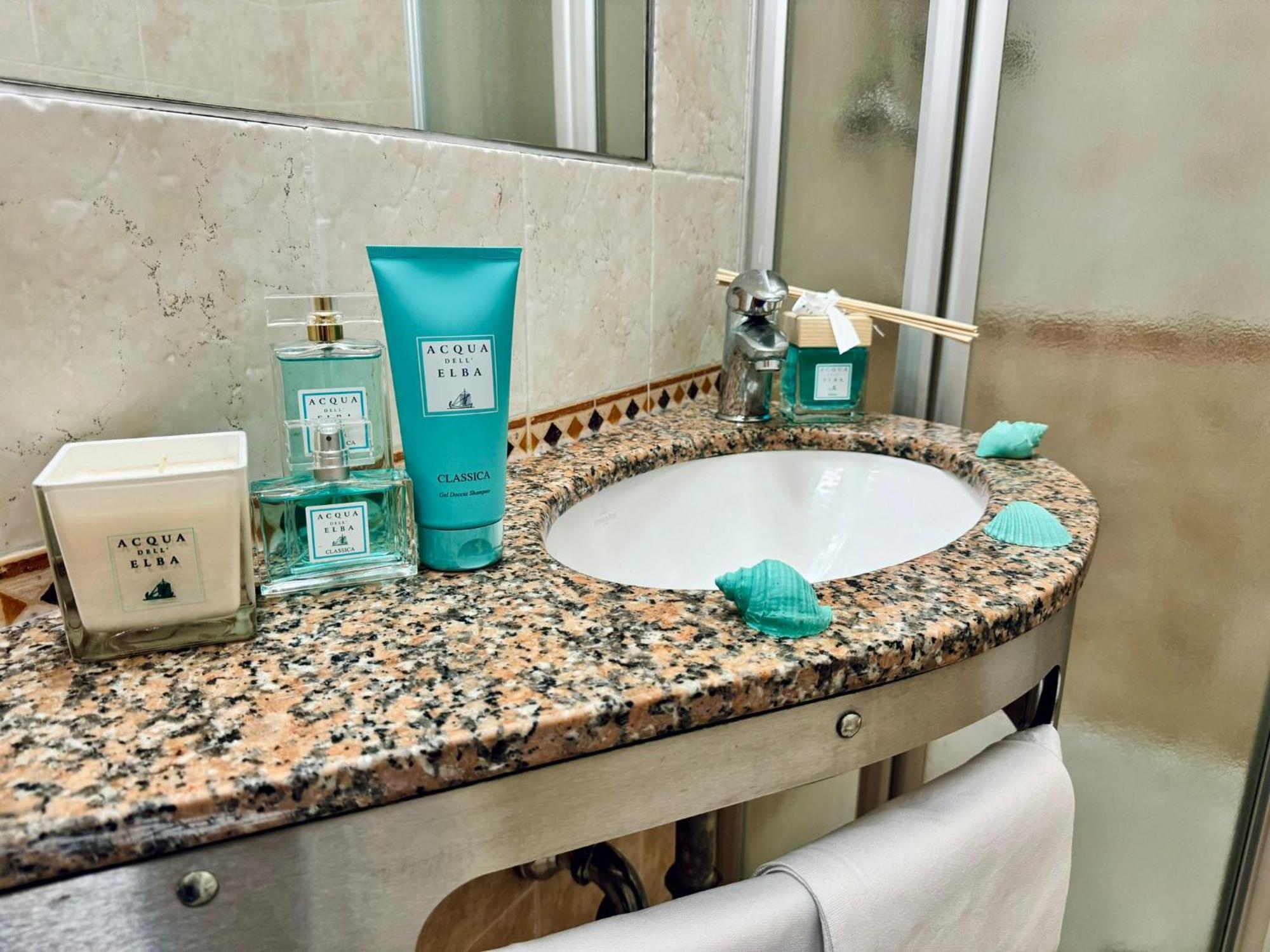 Hotel Fontalleccio 프로키오 외부 사진